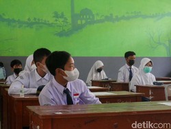Kasus COVID-19 Anak Melonjak, Pakar Beri Saran soal Sekolah Tatap Muka