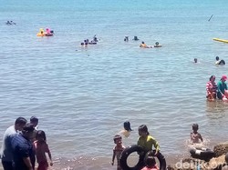 Belum Resmi Dibuka, Obyek Wisata di Situbondo Sudah Diserbu Wisatawan