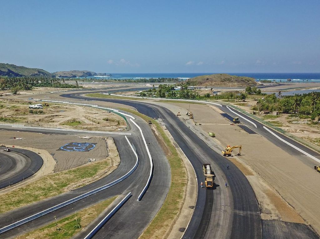 Sirkuit Mandalika Bakal Gelar WSBK, Berapa Penonton yang Boleh Datang? Sirkuit Mandalika Bakal Gelar WSBK, Berapa Penonton yang Boleh Datang?