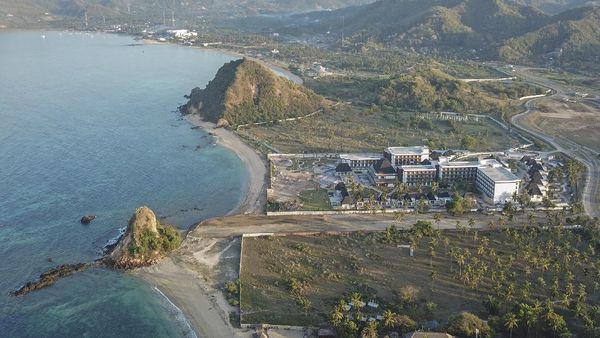 Pantai Kuta Mandalika dalam 10 Tahun, Perubahan yang Mencengangkan