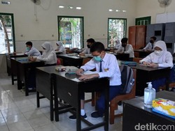 Hari Pertama PTM, Siswa SMPN 5 Kota Yogyakarta Masih Canggung Bersosialisasi