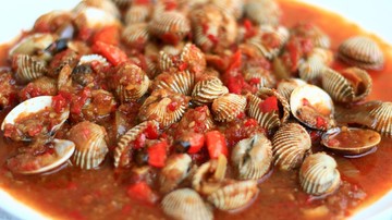 Resep Kerang Dara Saus Padang Pedas ala Warung Seafood