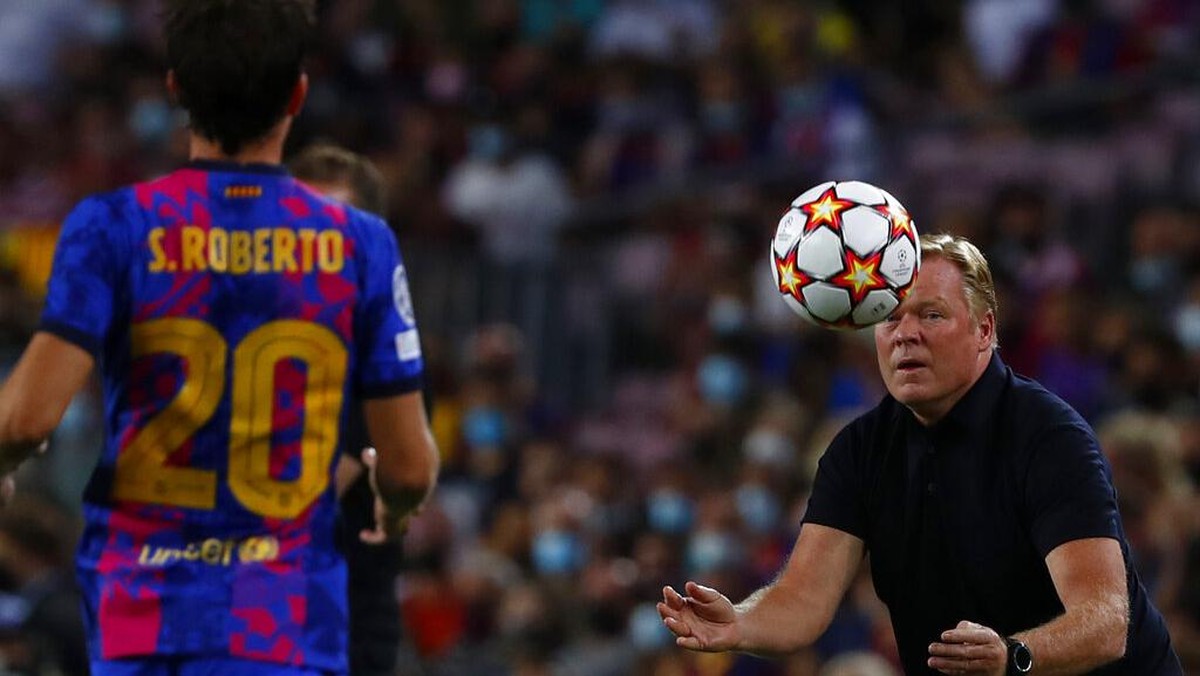 Ronald Koeman tidak khawatir akan masa depannya di kursi pelatih Barcelona (Foto: AP/Joan Monfort)