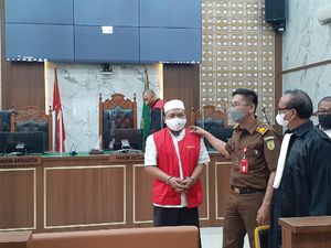 Pengacara Keberatan Kasus Babi Ngepet Dikaitkan dengan Ratna Sarumpaet Pengacara Keberatan Kasus Babi Ngepet Dikaitkan dengan Ratna Sarumpaet