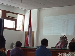 Sidang Korupsi Dana Banprov, Eks Pimpinan Dewan Pernah Terima Duit Ratusan Juta