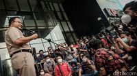 Anies Baswedan Selesai Diperiksa KPK, Muncul Massa Demo