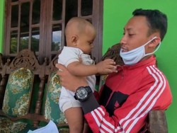 Dear Pak Ganjar, Pasutri Ini Butuh Biaya Operasi Anak yang Idap Jantung Bocor