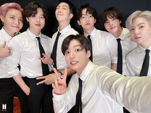 BTS Akan Lawan Ariana Grande hingga The Weeknd di AMA 2021 BTS Akan Lawan Ariana Grande hingga The Weeknd di AMA 2021