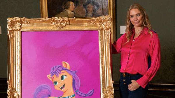 Magis! Galeri Seni Kuda Poni Ubah Lukisan Jadi Bergerak