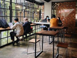 5 Rekomendasi Kafe untuk WFC di Bali, Ada yang Diizinkan Bawa Hewan 5 Rekomendasi Kafe untuk WFC di Bali, Ada yang Diizinkan Bawa Hewan
