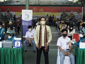Kemendikbudristek Dukung Percepatan Vaksinasi PTK dan Peserta Didik