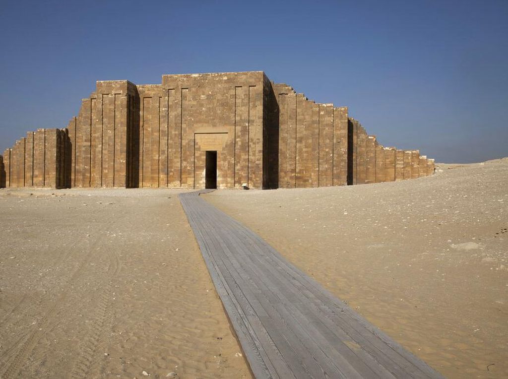 Misteri Kutukan Kematian di Balik Penemuan Makam Firaun
