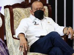 Ketua DPD Minta Pemkab Pandeglang Perhatikan Nasib 541 Guru Honorer