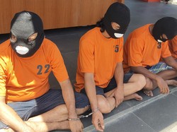 Tangkap 5 Pria di Labuhanbatu, Polisi Sita 493 Gram Sabu-25 Kg Ganja