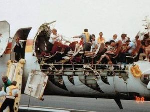 Mengerikan! Deretan Foto Bencana yang Terabadikan Kamera, Ada dari Indonesia