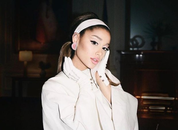 Not only singing, Ariana Grande also received endorsements and became a Brand Ambassador/Photo: instagram.com/arianagrande