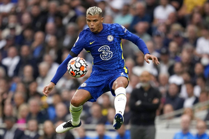 Chelseas Thiago Silva controls the ball during the English Premier League soccer match between Tottenham Hotspur and Chelsea at the Tottenham Hotspur Stadium in London, England, Sunday, Sep. 19, 2021. (AP Photo/Matt Dunham)