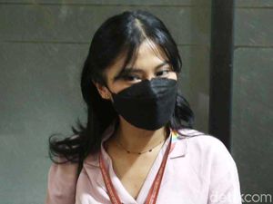 Apa Sebenarnya Alasan Tyna Kanna dan Kenang Mirdad Cerai? Apa Sebenarnya Alasan Tyna Kanna dan Kenang Mirdad Cerai?