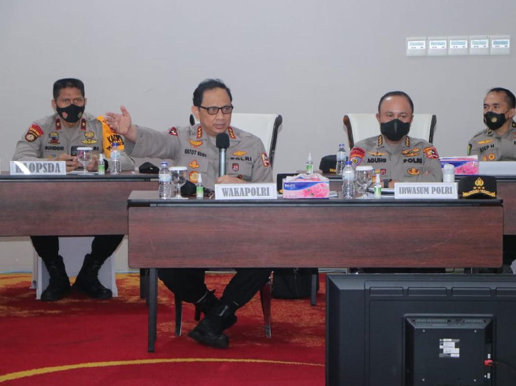 Cek Kesiapan Pengamanan PON Papua, Wakapolri Ingatkan Personel Humanis Cek Kesiapan Pengamanan PON Papua, Wakapolri Ingatkan Personel Humanis