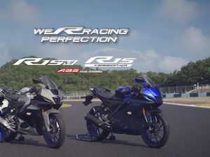 Kode Keras Yamaha Mau Luncurkan R15 V4 di Indonesia Besok Kode Keras Yamaha Mau Luncurkan R15 V4 di Indonesia Besok