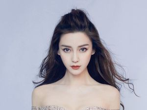 10 Pesona Angelababy, Kalahkan Dilraba Dilmurat Jadi Wanita Tercantik Asia 10 Pesona Angelababy, Kalahkan Dilraba Dilmurat Jadi Wanita Tercantik Asia