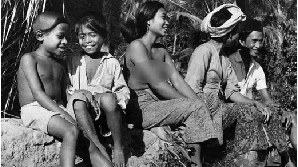 Potret Pesona Masyarakat Bali Tempo Dulu