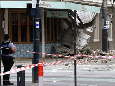 Diguncang Gempa Langka, Area Perbelanjaan di Melbourne Porak Poranda