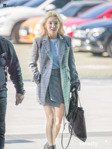 Selamat Ulang Tahun Hyoyeon SNSD! Intip Beberapa Gaya Airport Fashion Terbaiknya