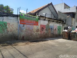 Tak Lagi Banyak Sampah, Jalanan Kramat Jakpus Bersih Siang Ini