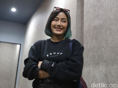 Cantiknya Firsabilah, Kekasih Coki Pardede yang Masih Setia Menunggu