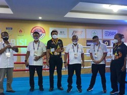Ketua KONI Pusat Buka Eksibisi Kickboxing di PON Papua