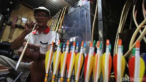 Patuh Dicontoh! Mantan Atlet PON Ini Sukses Bisnis Alat Panahan