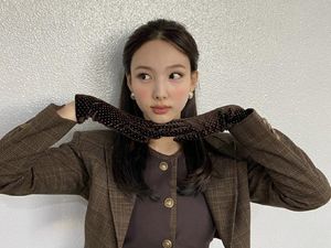 Nayeon TWICE, BLACKPINK, dan NewJeans Raih Sertifikasi Platinum Nayeon TWICE, BLACKPINK, dan NewJeans Raih Sertifikasi Platinum