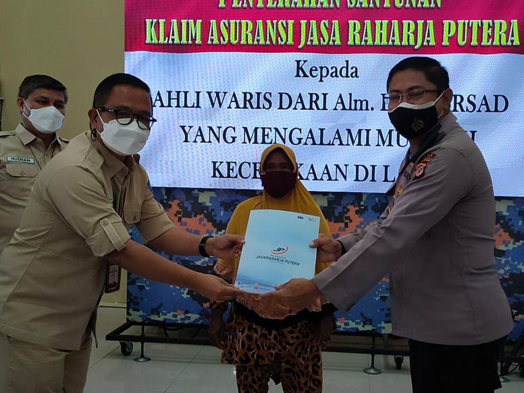 Polda Jabar Bantu 32 Ribu Nelayan Akses Asuransi Polda Jabar Bantu 32 Ribu Nelayan Akses Asuransi