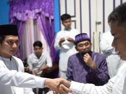 Ini Gaya Sederhana Rizky Billar Saat Menikahi Siri Lesti Kejora