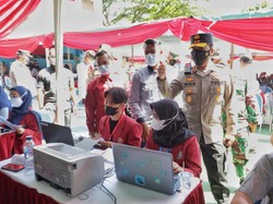 Vaksinasi COVID-19 di UMM Sasar Pelajar, Mahasiswa dan Masyarakat