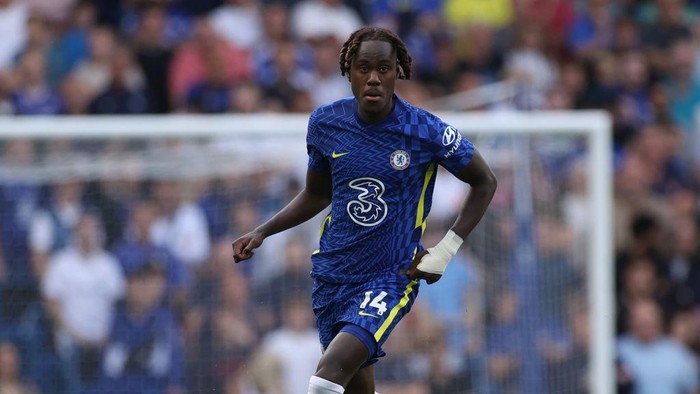 LONDON, ENGLAND - SEPTEMBER 11: Trevor Chalobah of Chelsea during the Premier League match between Chelsea  and  Aston Villa at Stamford Bridge on September 11, 2021 in London, England. (Photo by Eddie Keogh/Getty Images)