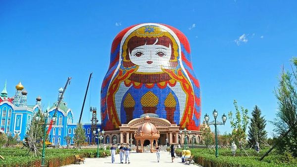 Dari Total 87, Ini 7 Nominasi Bangunan Terjelek di China