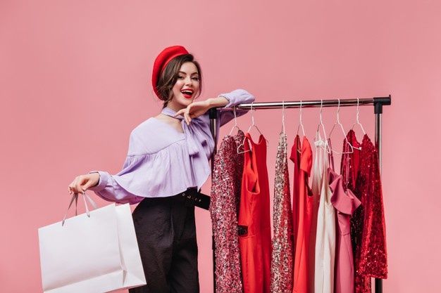 Cara Hemat Belanja Pakaian Tanpa Menghabiskan Semua Isi Tabungan/Freepik.com/Lookstudio
