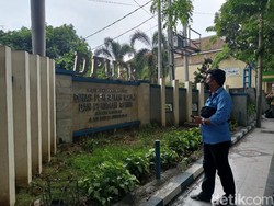 Di Kantor Dinas PUPR Pemkab Probolinggo, KPK Geledah 3 Ruang