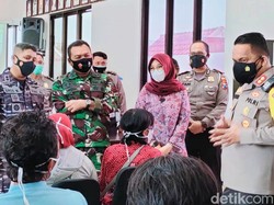 Tunawisma di Banyuwangi Dapatkan Vaksinasi COVID-19