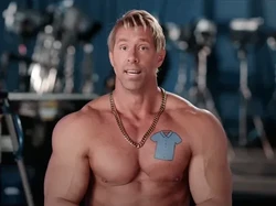 Ryan Reynolds Jadi Berotot di Free Guy dan Raup Untung Rp 1,5 T