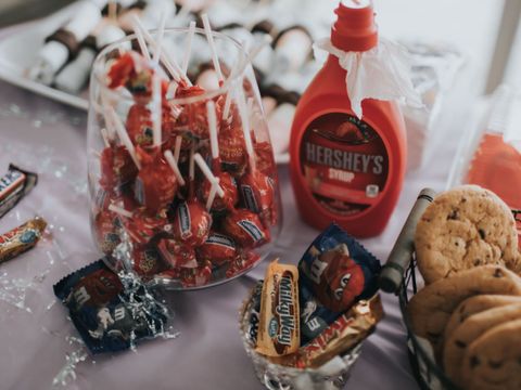 Jangan terlalu Banyak Makanan Manis