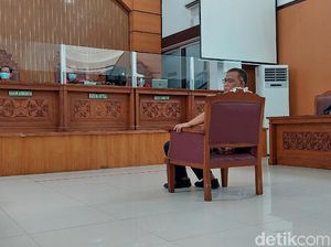 Jumhur Hidayat Dituntut 3 Tahun Bui di Kasus Berita Bohong