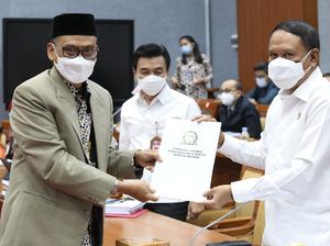 Menpora & Komisi X DPR Sepakati 861 DIM & Pembentukan Panja RUU SKN Menpora & Komisi X DPR Sepakati 861 DIM & Pembentukan Panja RUU SKN