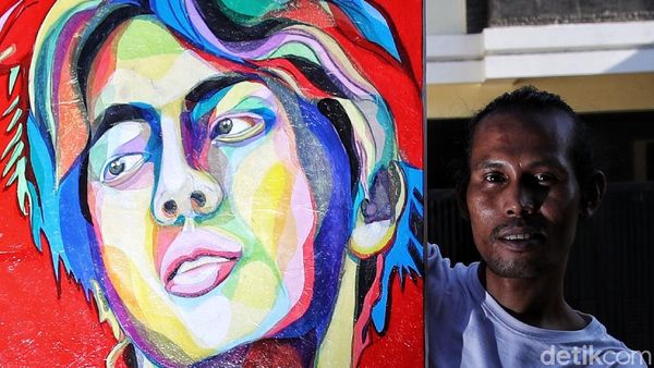 Salut, Seniman Ini Ubah Sampah Plastik Jadi Lukisan