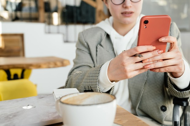 Mengirim Pesan yang Terlalu To The Point