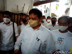Blusukan di Kampung UMKM Solo, Menko Airlangga Dikenalkan sebagai Capres