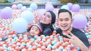 Viral Ulang Tahun Anak Crazy Rich Malang, Hadiahnya Kinder Joy Satu Truk