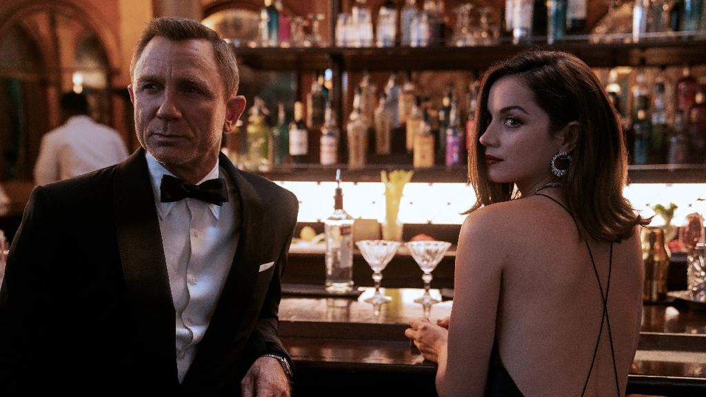 No Time To Die! Wajah Rusak Rami Malek di Film James Bond